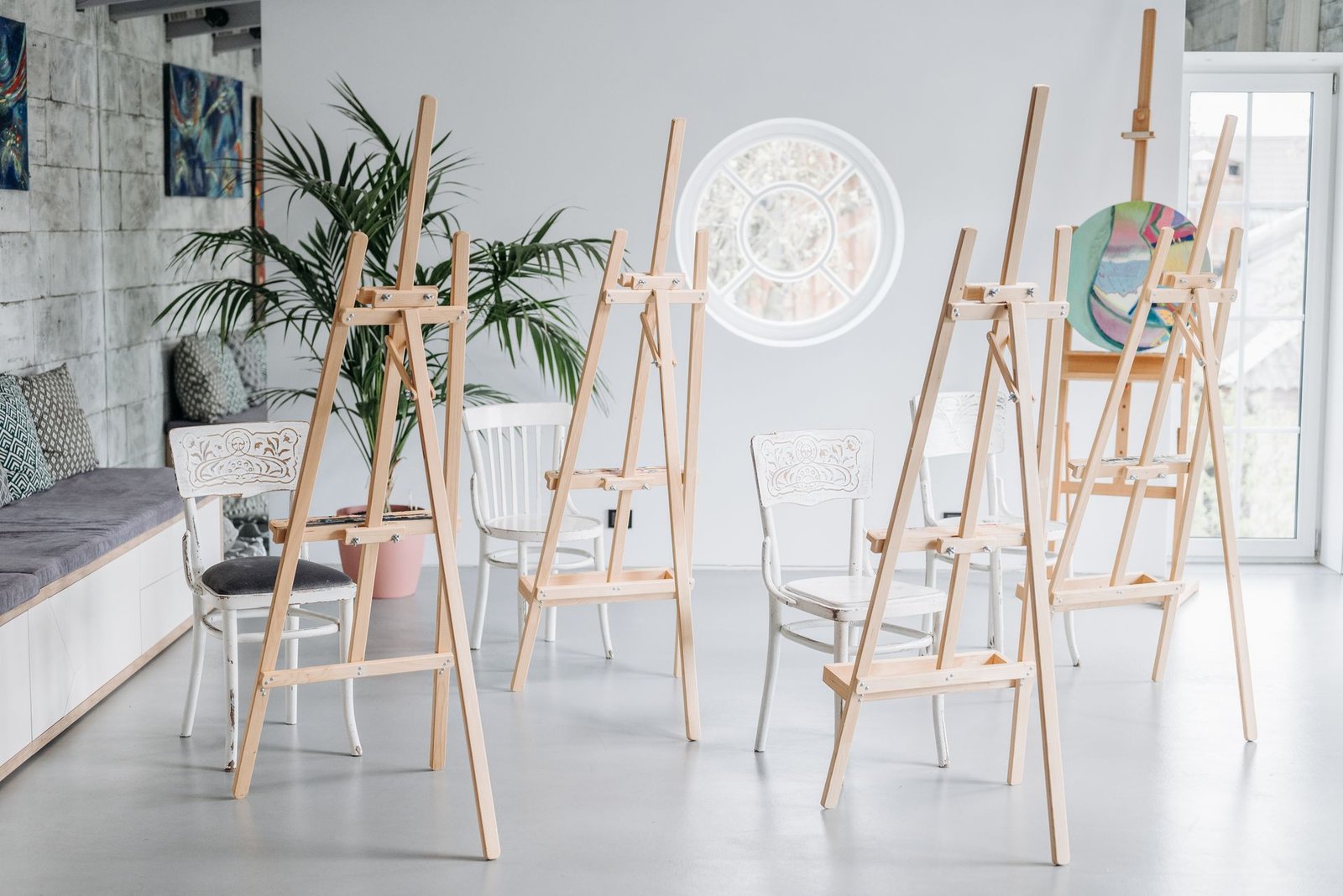 Solid wood studio easel holding a canvas